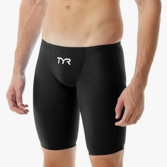 TYR Men's Invictus Solid Jammer